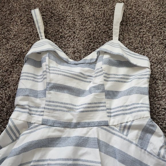 Summer Dress - Picture 3 of 6